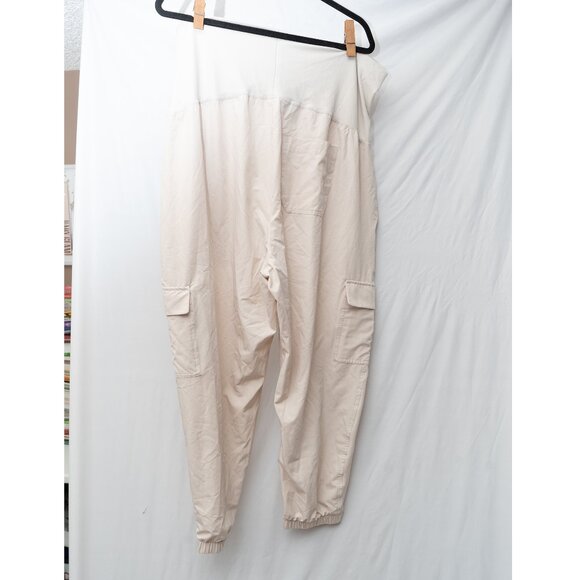 Old navy maternity pants Size XL - Cream color - Picture 2 of 3